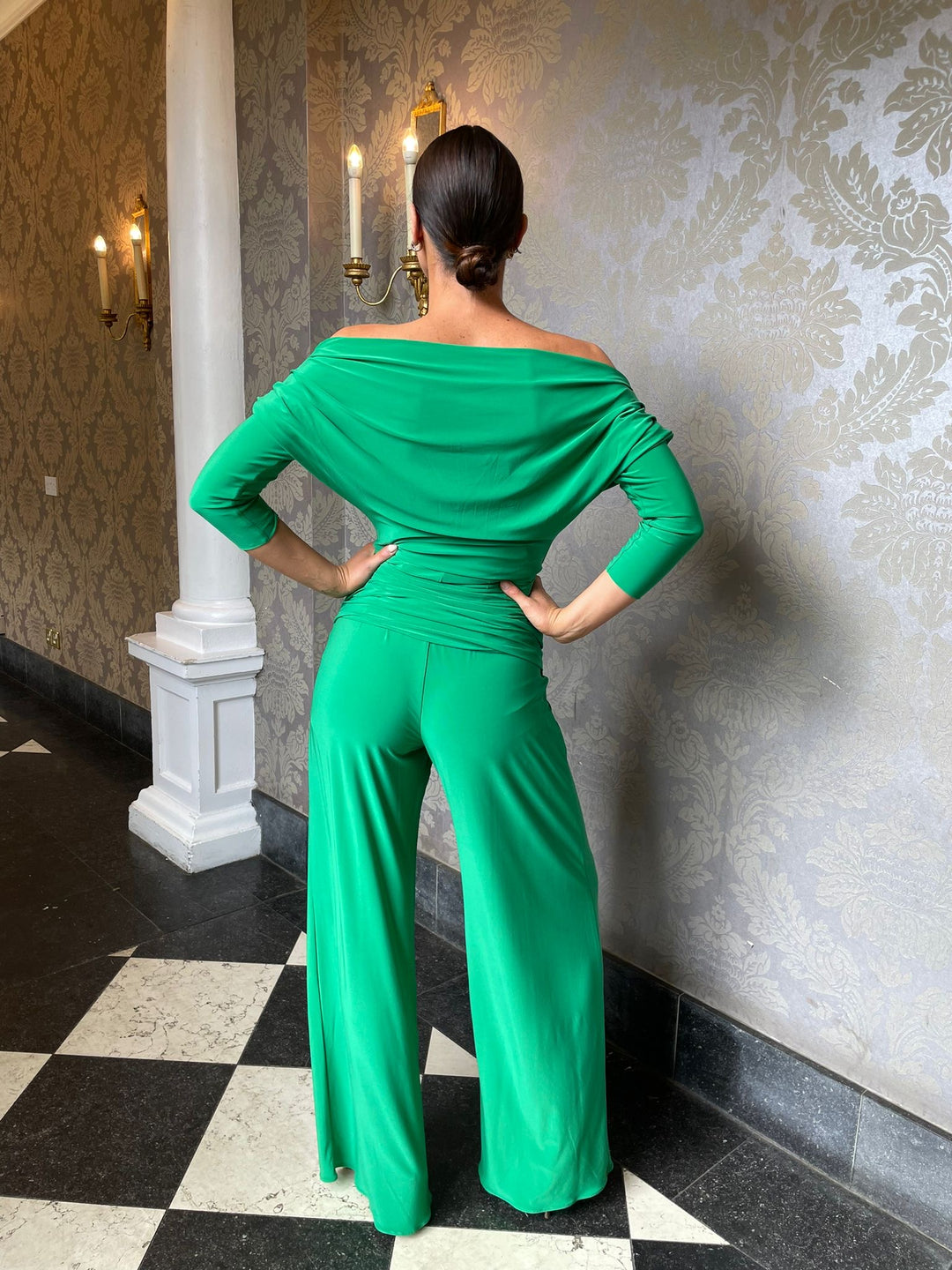 ATOM LABEL carbon jumpsuit with sleeve in emerald green