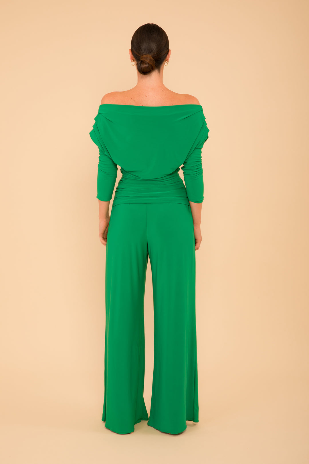 ATOM LABEL carbon jumpsuit with sleeve in emerald green