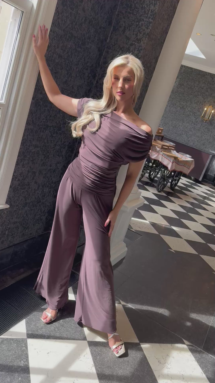 Carbon jumpsuit in chocolate T1