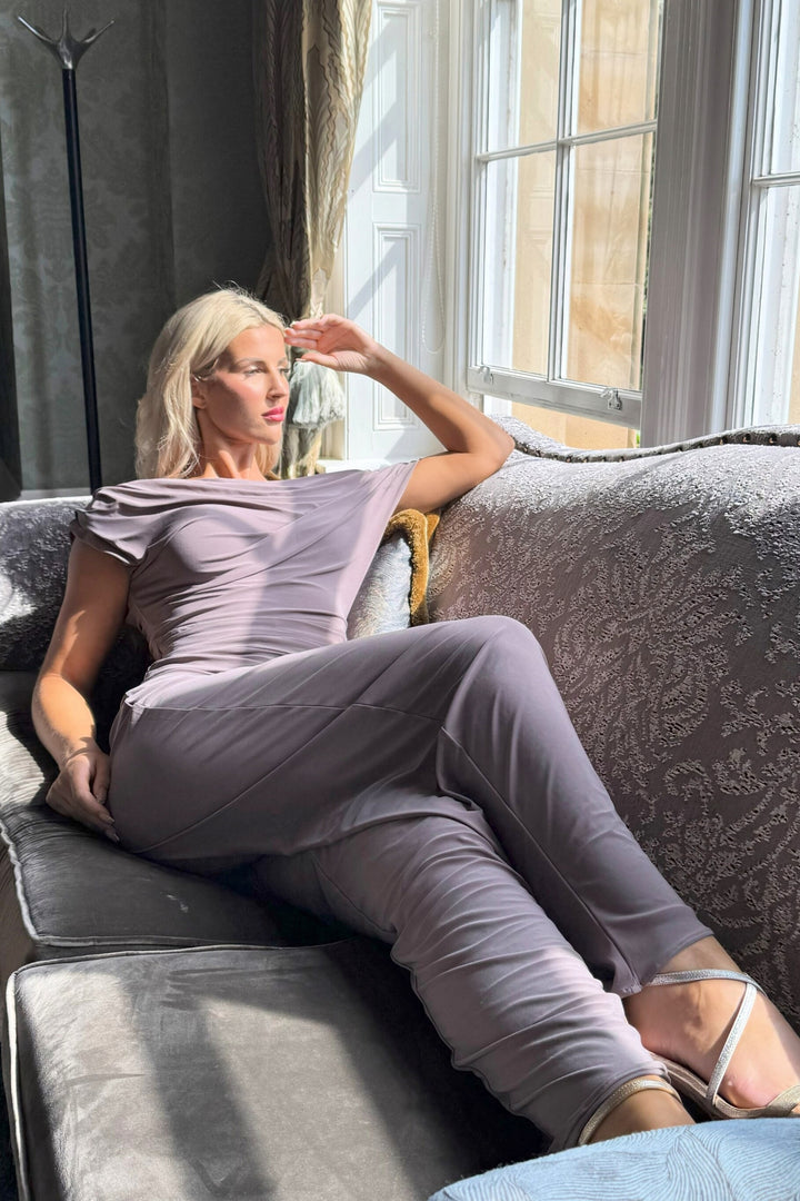 SS26 Carbon jumpsuit in grey taupe D1