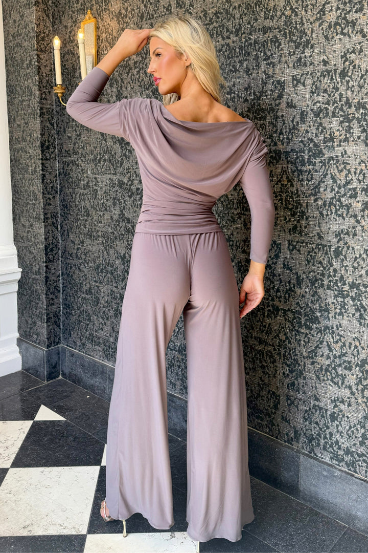 SS26 Carbon jumpsuit with sleeve in grey taupe T2