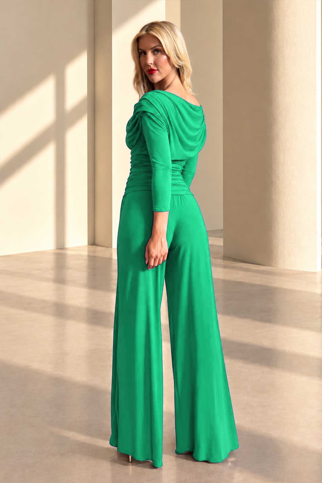Carbon jumpsuit with sleeve in emerald green