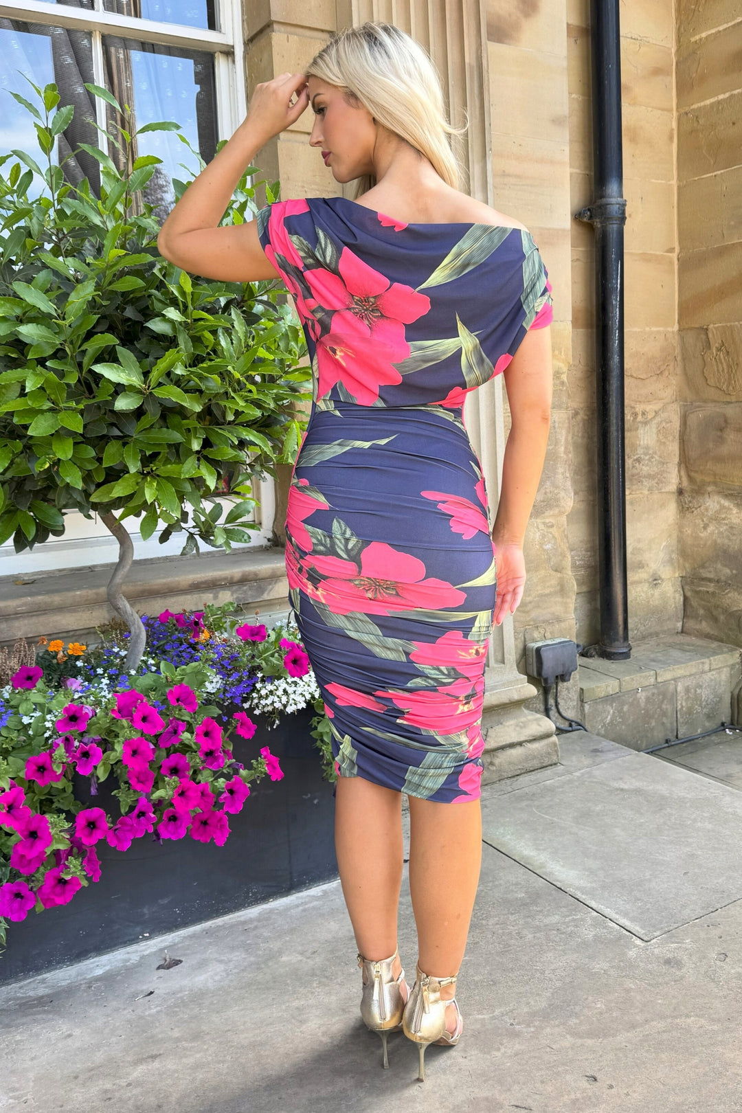 SS26 Oxygen dress in fuchsia lily print