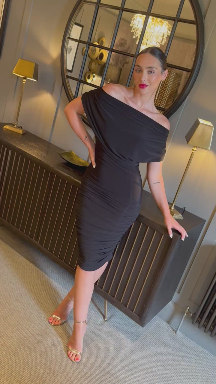 Oxygen dress in black