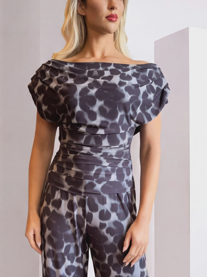 Carbon jumpsuit in all over grey leopard print T1/D4