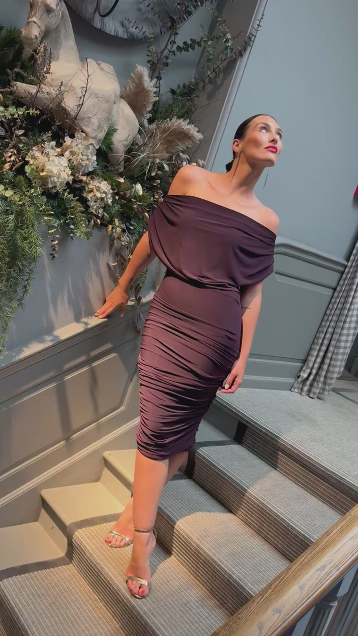 Oxygen dress in blackcurrant